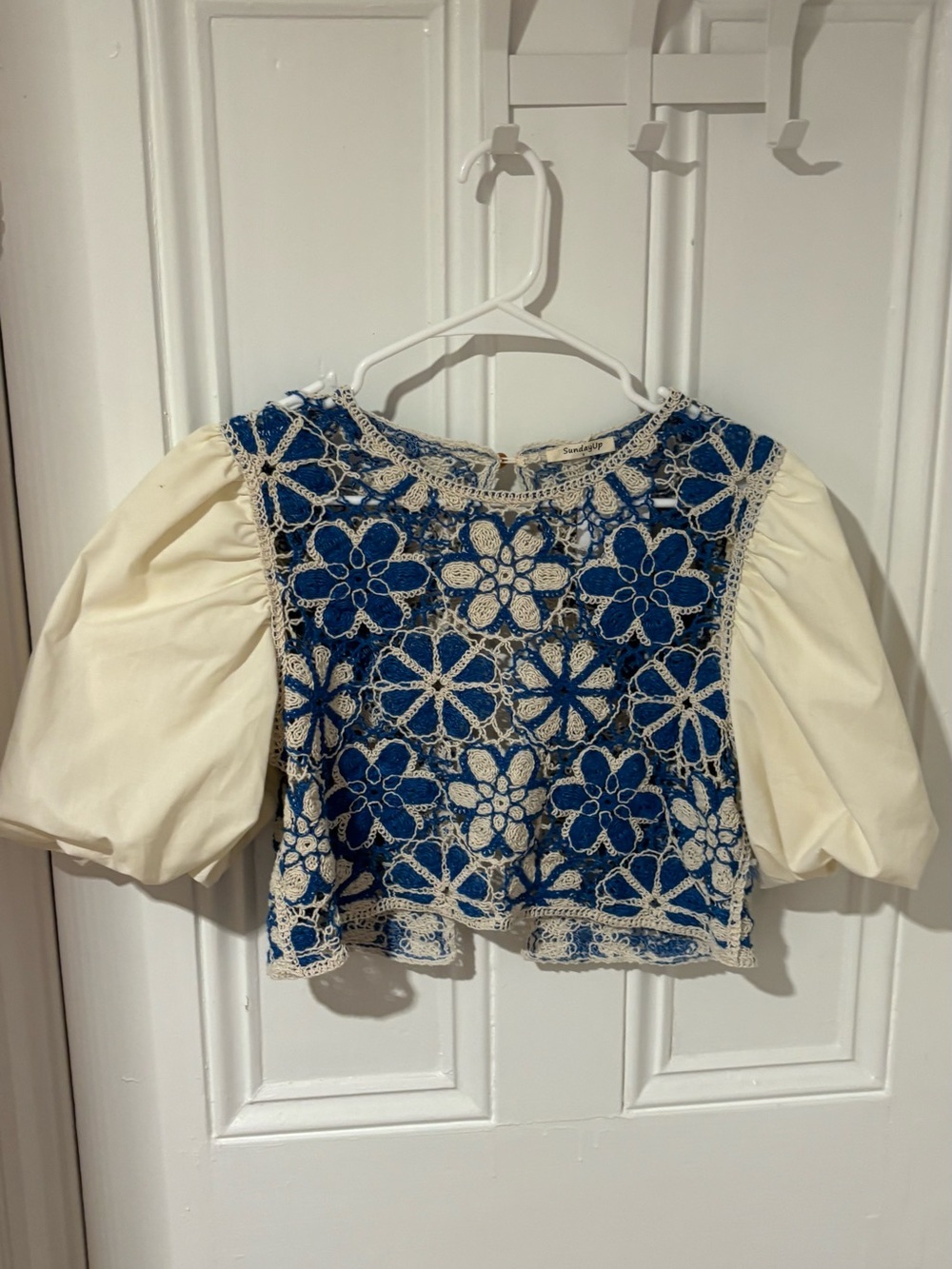 Sunday Up Puff Sleeve Crop Top NWT